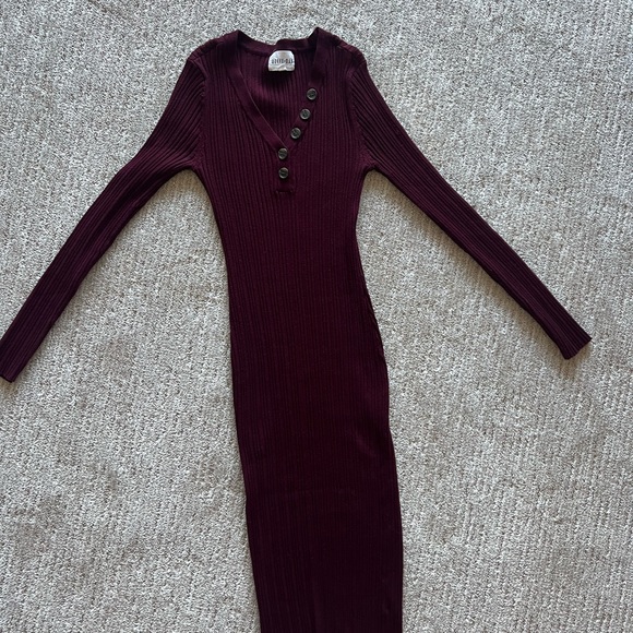 Olive and Oak dress - Picture 4 of 4